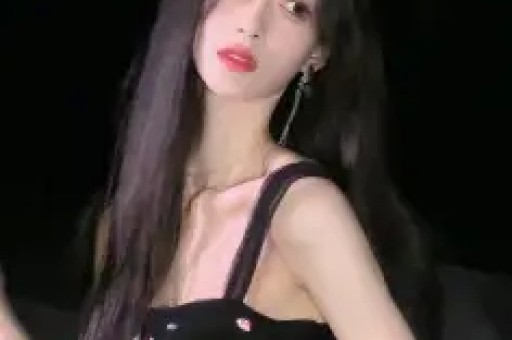 情商、妆造、夹子音处处被吐槽她路人缘这么差了？